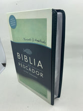 Cargar imagen en el visor de la galería, Biblia NVI del Pescador Letra Grande Verde Símil Piel
