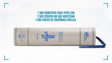 Cargar imagen en el visor de la galería, Biblia RVR 1960 QR Principios para Vivir Arena Símil Piel
