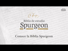 Cargar y reproducir el video en el visor de la galería, Biblia RVR 1960 de Estudio Spurgeon Negro Piel Genuina
