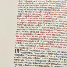 Cargar imagen en el visor de la galería, Biblia RVR 1960 de Apuntes Piel Fabricada y Mosaico Crema
