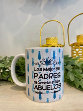 Cargar imagen en el visor de la galería, Taza - Los Mejores Padres se Convierten en Abuelos -  Novedad
